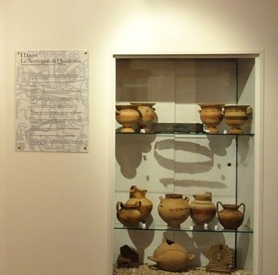 Museo - 2. Sezione-Pannello e reperti